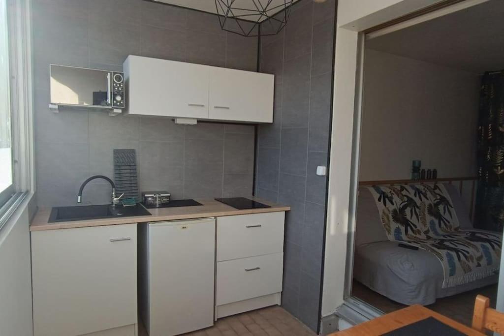 Studio - Sete - 100M Des Plages Экстерьер фото