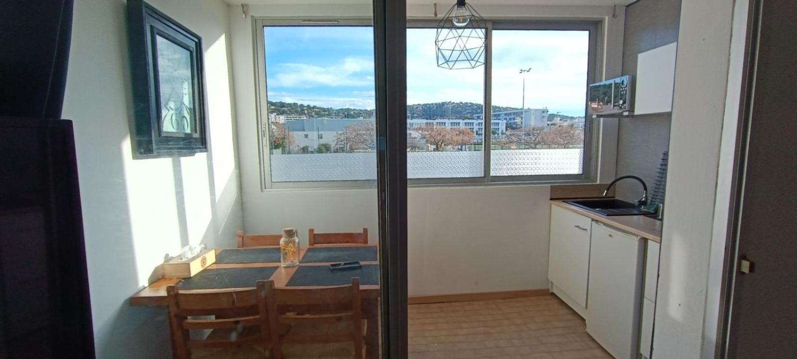 Studio - Sete - 100M Des Plages Экстерьер фото